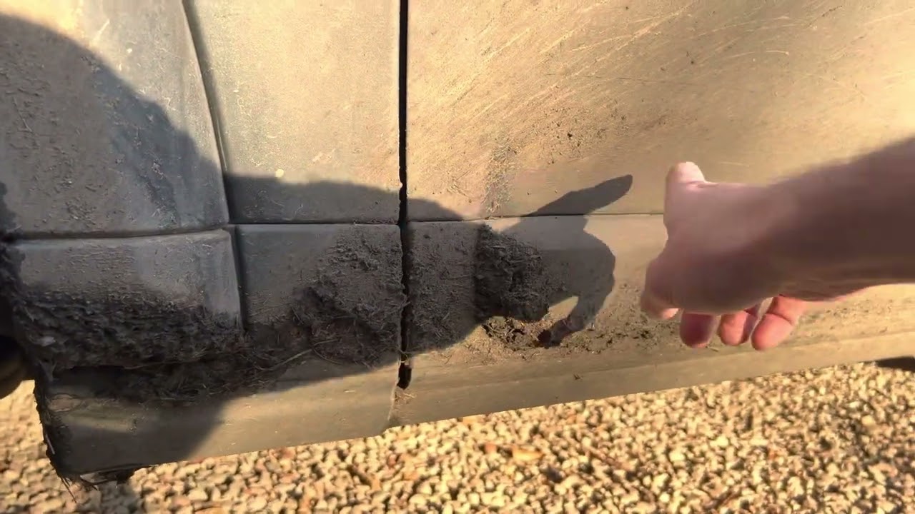 Do mud flaps really work? Let&rsquo;s see a direct comparison on Land Rover Discovery 4 LR4&hellip;..