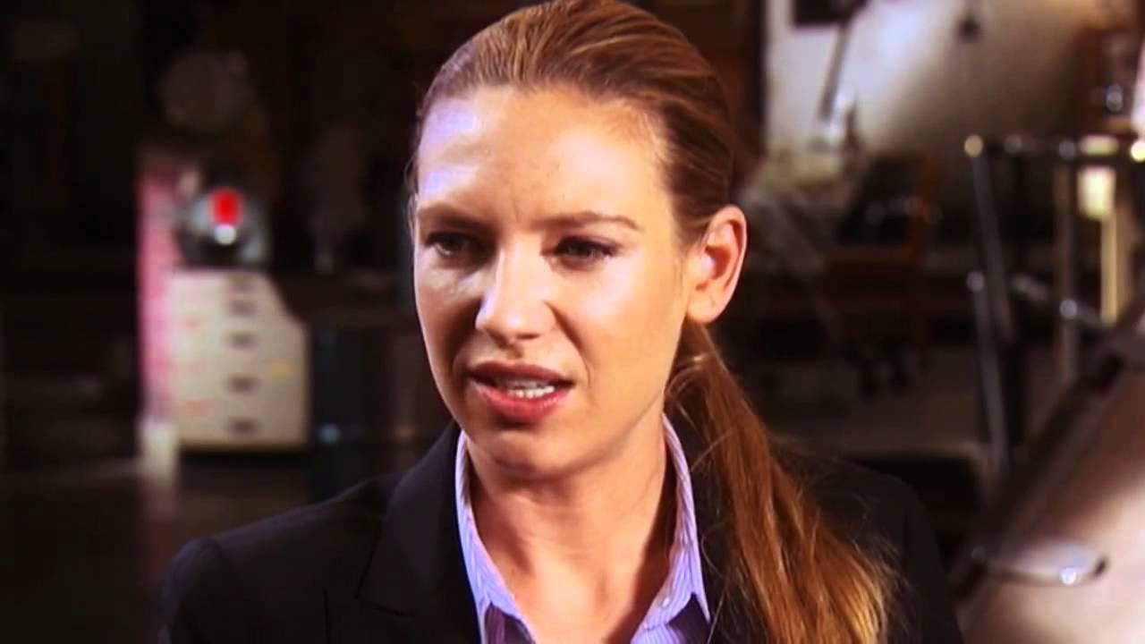 Fringe: Fan's Ask: Anna Torv (season 4)