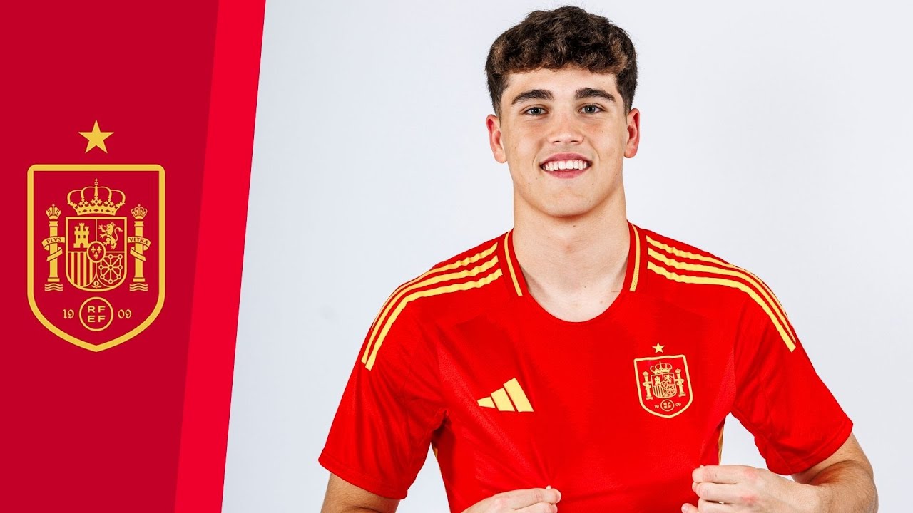 Selección española: Sesión fotográfica de los internacionales con la nueva camiseta | LA ROJA