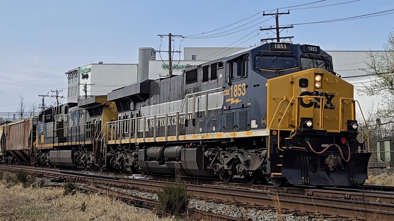 CSX New York Central Heritage Unit 1853 + YN2 Unit 505 Thunders Past Alexandria, VA w/ Train M416-13
