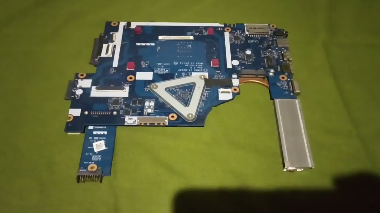 Acer Laptop Hangs on boot Problem