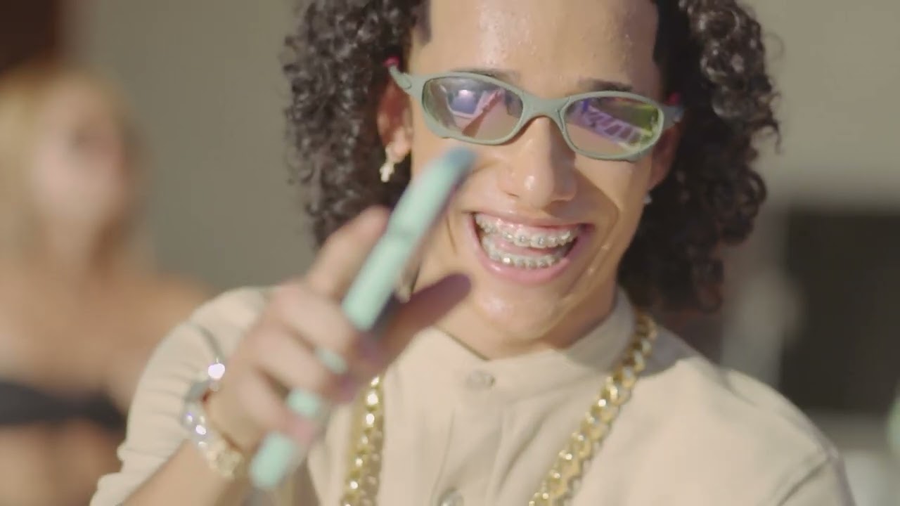 THEUZINHO - VOU COMEÇAR A NÃO PRESTAR (Clipe Oficial)