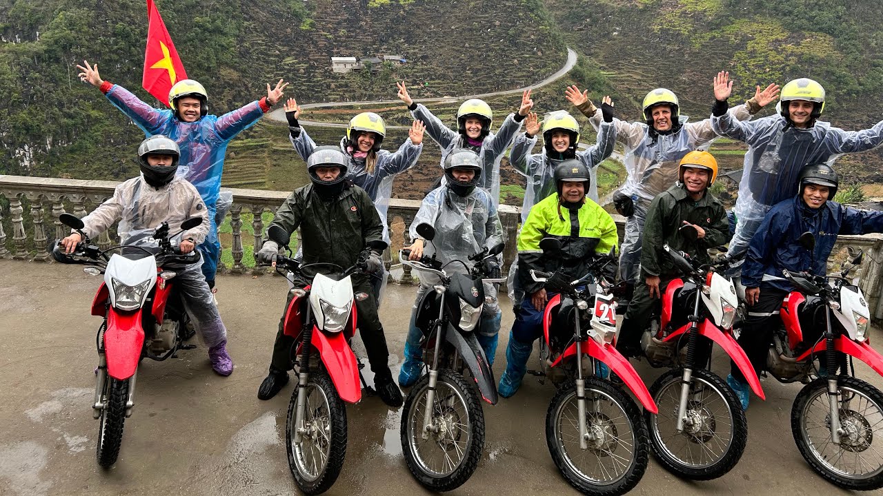 tourist motorbike taxi driver in Ha Giang #hagiang 
