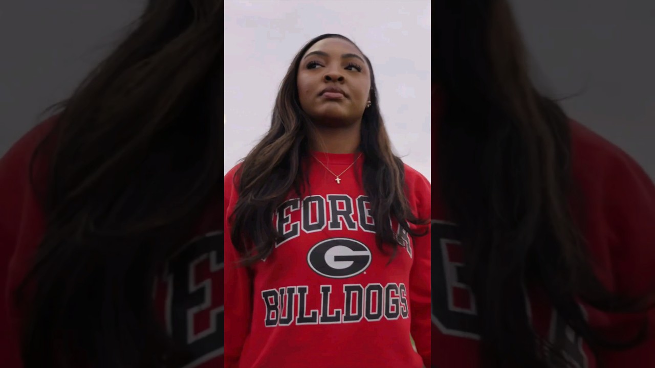🚨 Rylee Hampton follows in her dad's footsteps committing to THE BULLDOGS #ncaa #track #georgia #run
