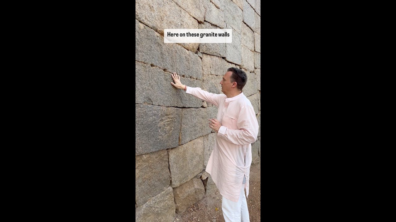 Cutting rocks in the Vijayanagara empire 🧗‍♂️