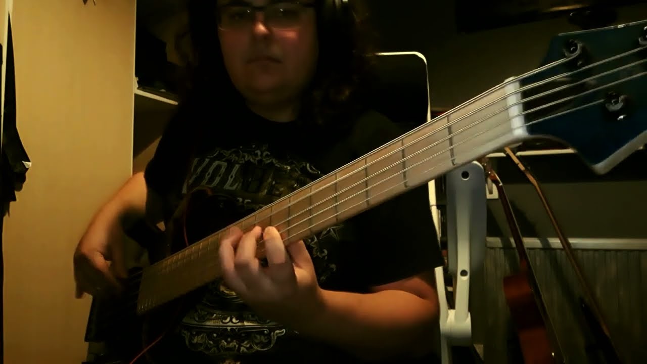 Queen - The Millionaire Waltz (Bass Cover)