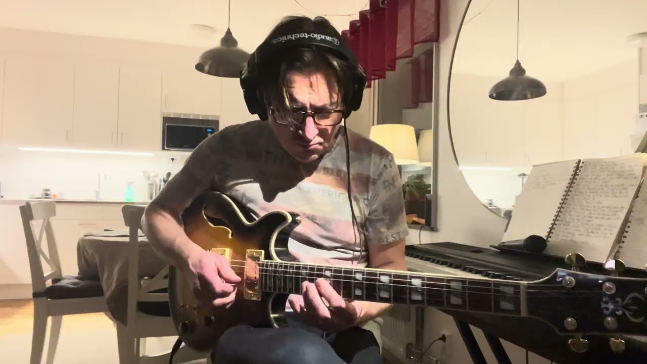 Miles Davis Fusion Jazz Funk with my Ibanez AR-520! 