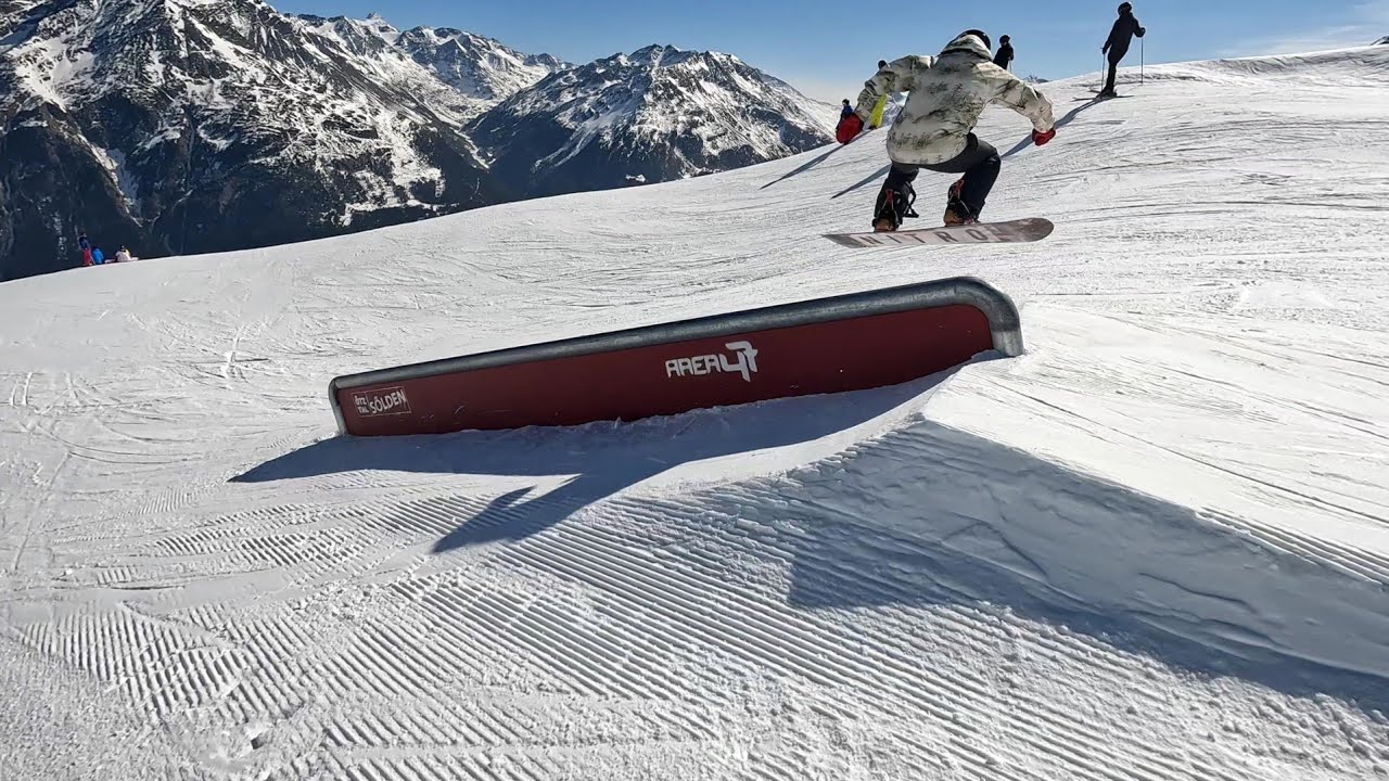 Snowboarding 2022 Snow park Sölden to Giggijoch beginner jumps