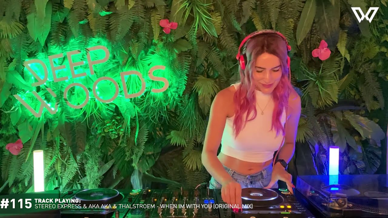 Pretty Pink - Deep Woods #115 (Radio Show)