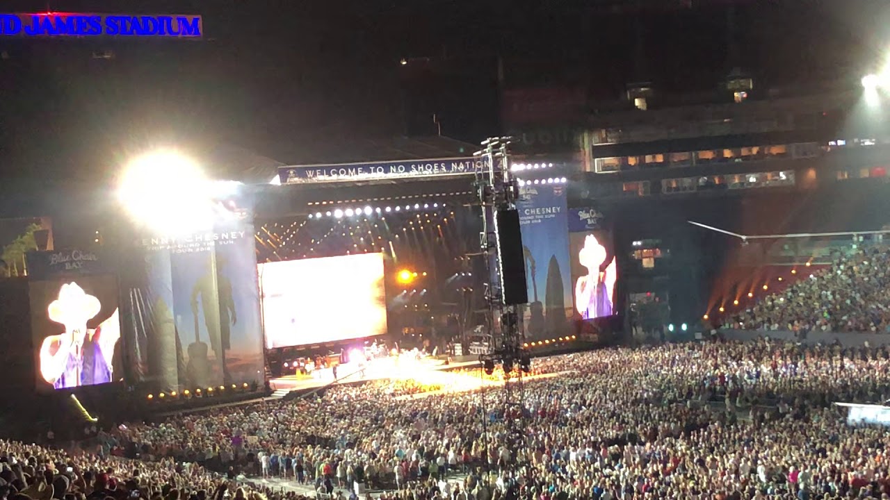 Kenny Chesney 2018 Trip Around The Sun Tour Opening Tampa FL