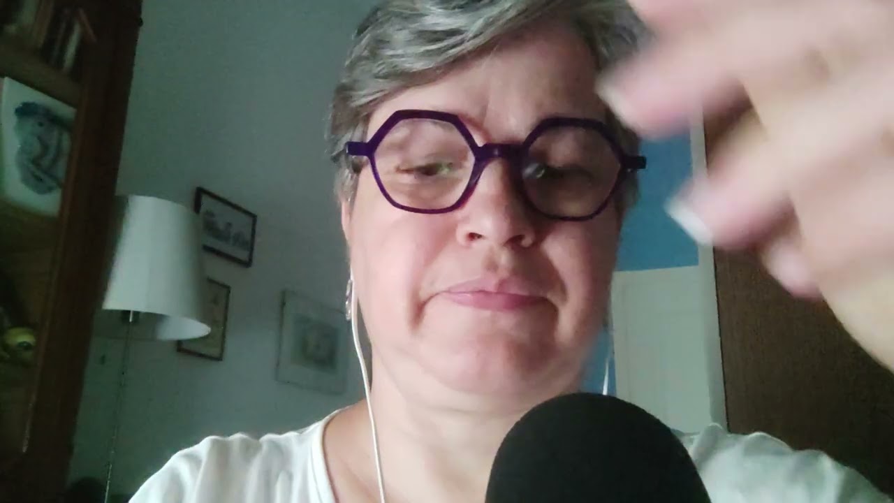 Asmr - preparazione di Maria Pia per la cerimonia 