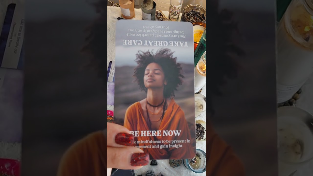 The weekend vibe! .. What is coming in for you?#foryou #tarot #oracle # change #555