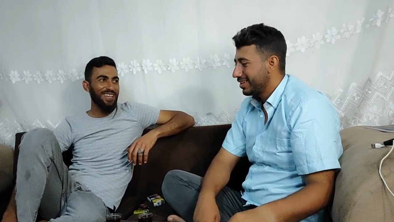 نكت عن مواهب السورين #رستم_بوزان