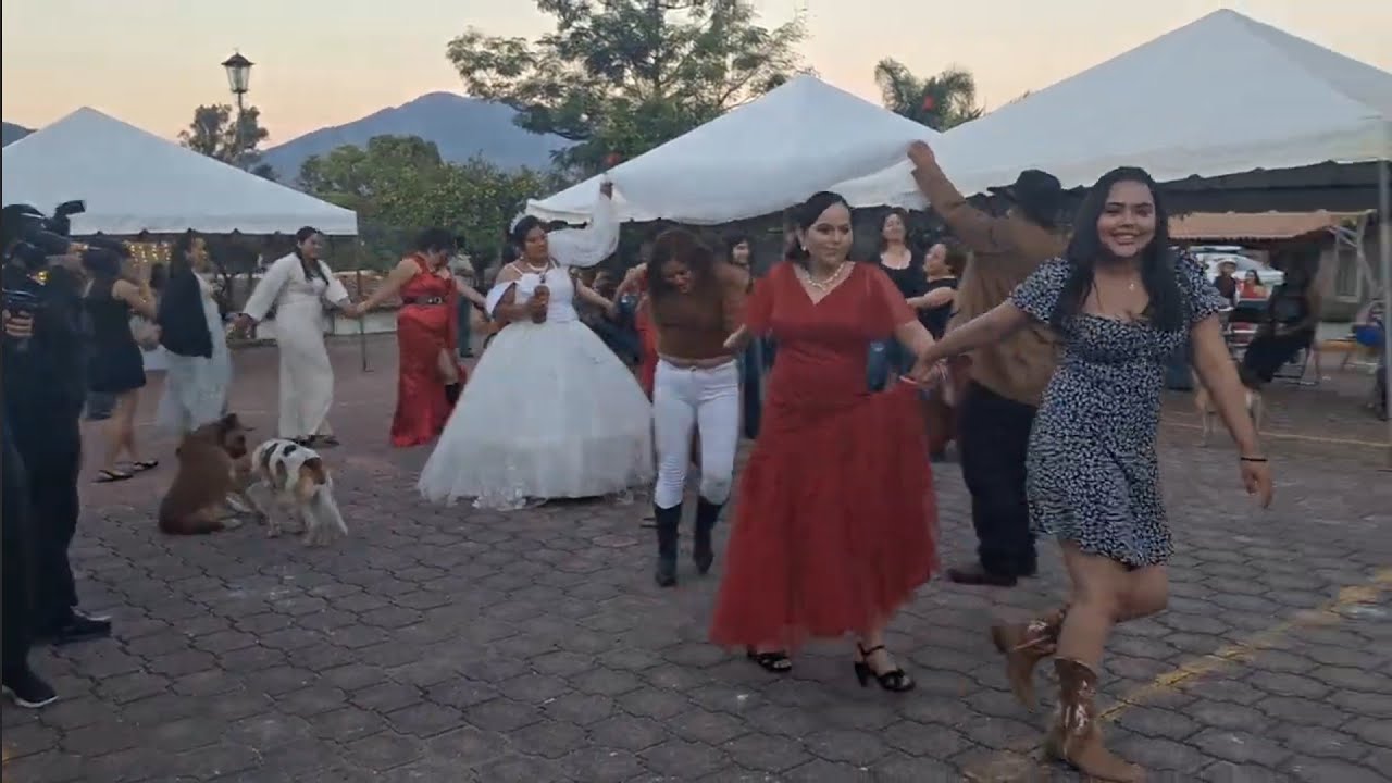 12-26-2025 BODA EN EL CERRITO DE AMECA JALISCO MEXICO-JORGE LUIS ALVAREZ EL NAVEGANTE 