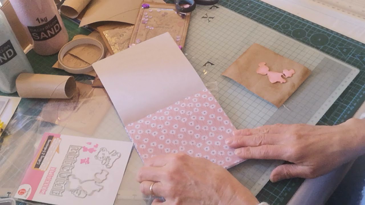 TUTO CARTE SHAKER pour recycler rouleaux de papier toilette diy scrapbooking carterie