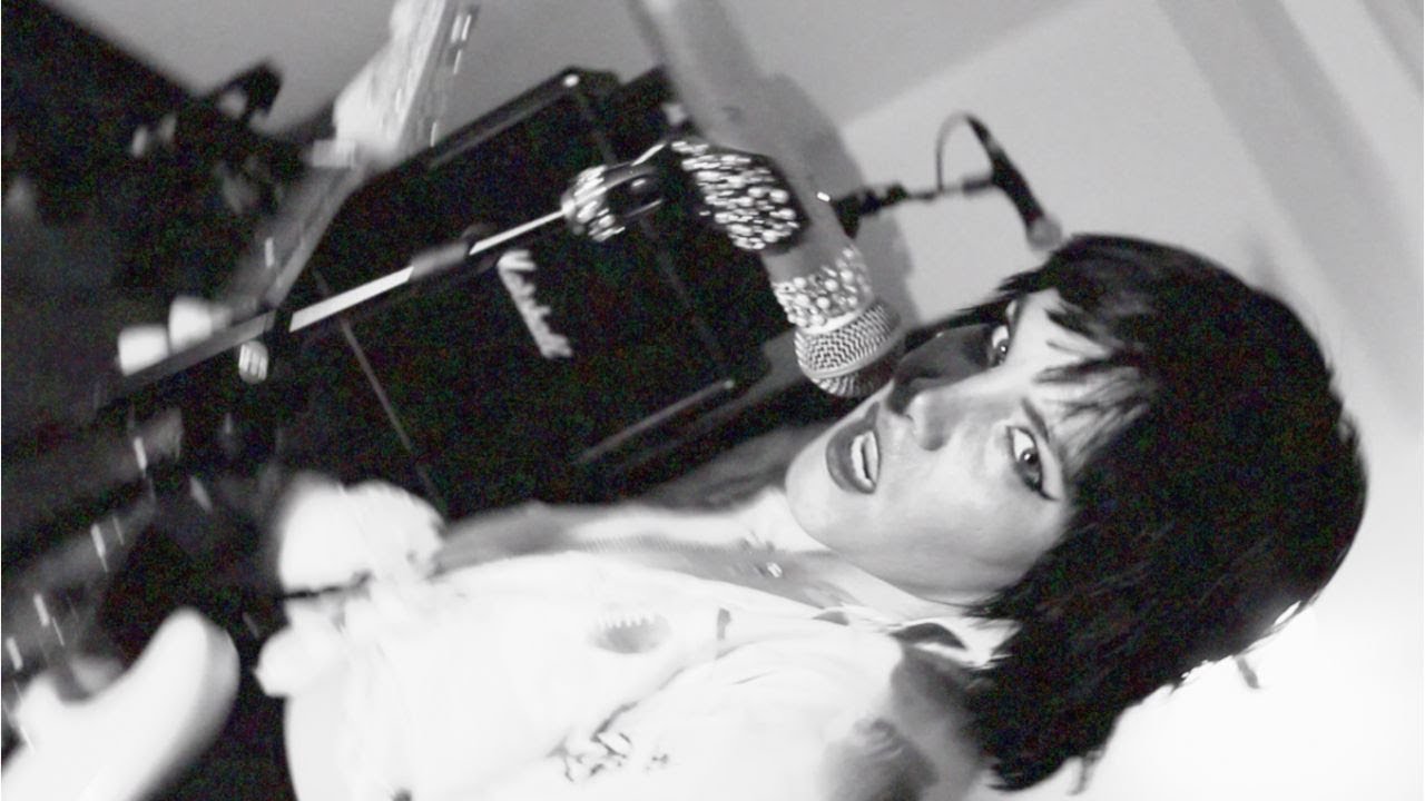 Suzi Moon - Nuthin' To Me (Official Video)