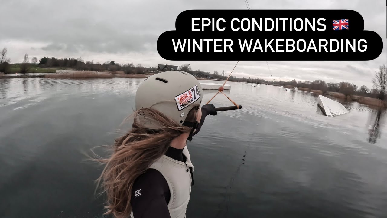 RIDING DOUBLES IN WINTER // BOX END PARK ENGLAND // Lex Balladon