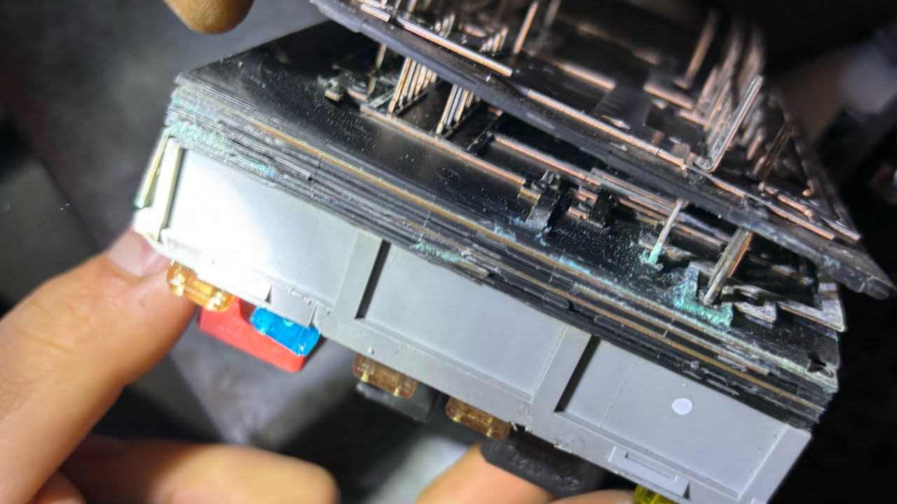 Grande punto sigorta kutusu temizliği part 4