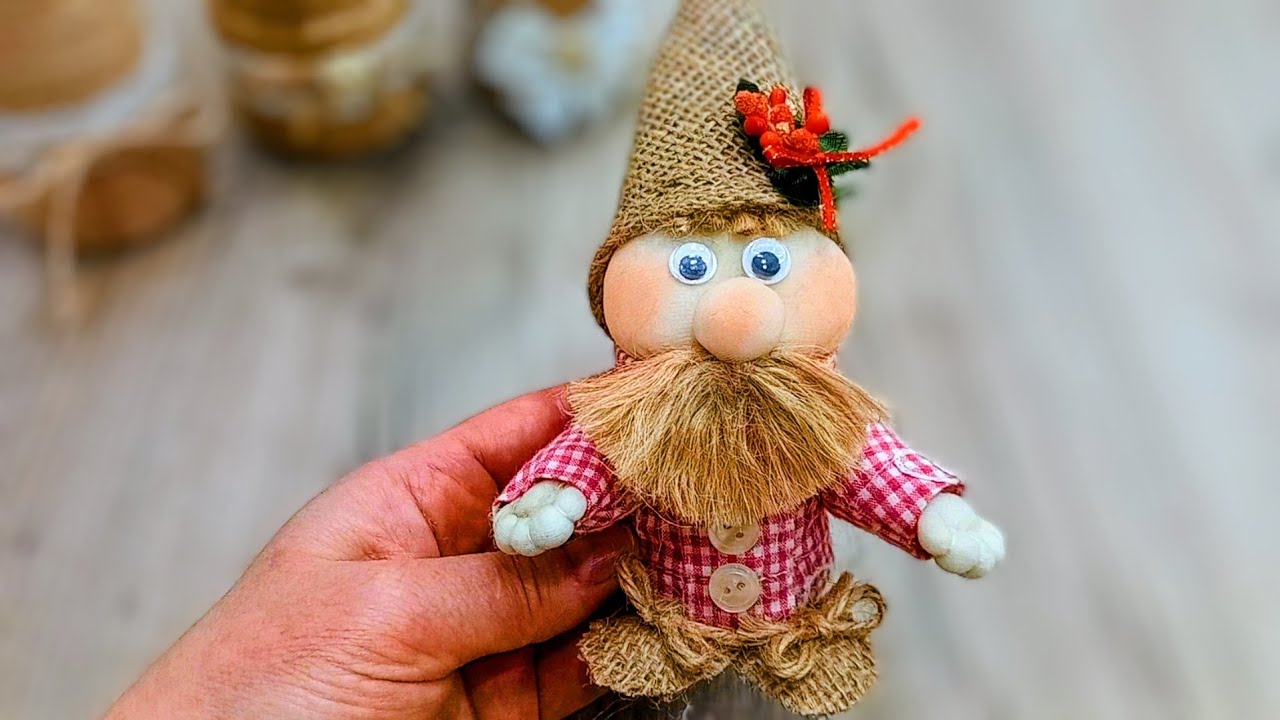 #gnome  made of jute and paper rolls#diy
