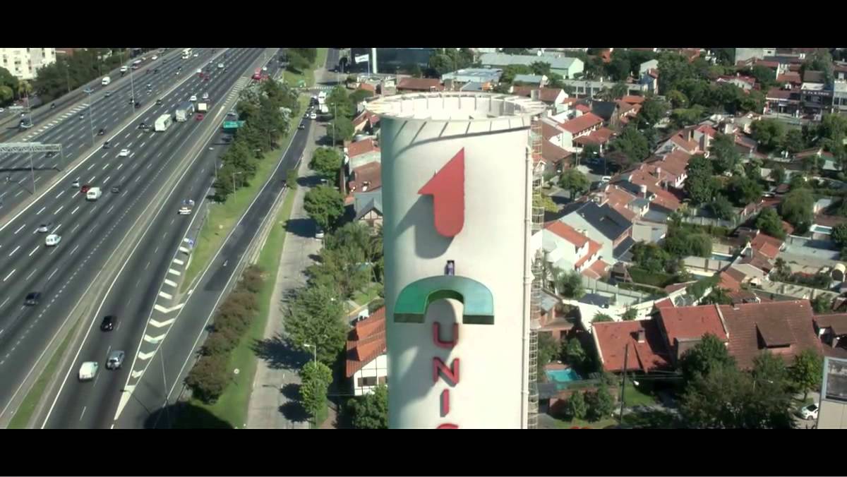 Unicenter - Imán