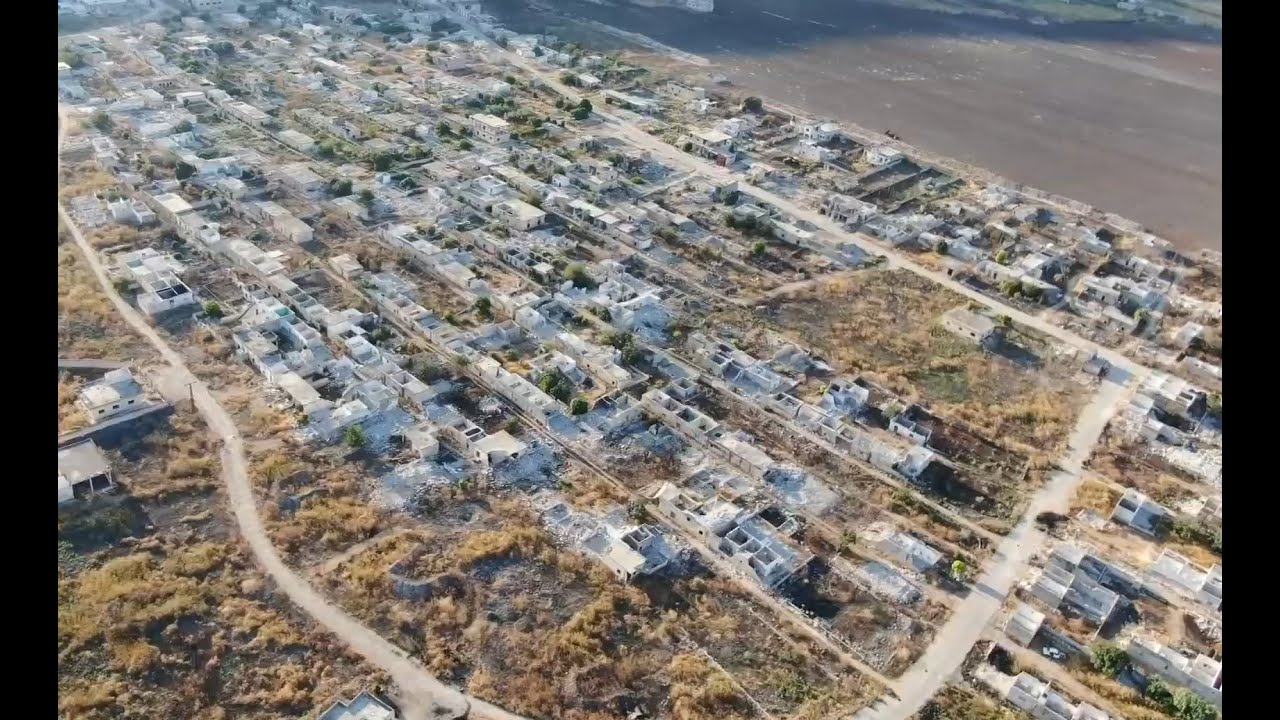 قوات الأسد تنهب بيوت ريف حماة الشمالي | لم الشمل