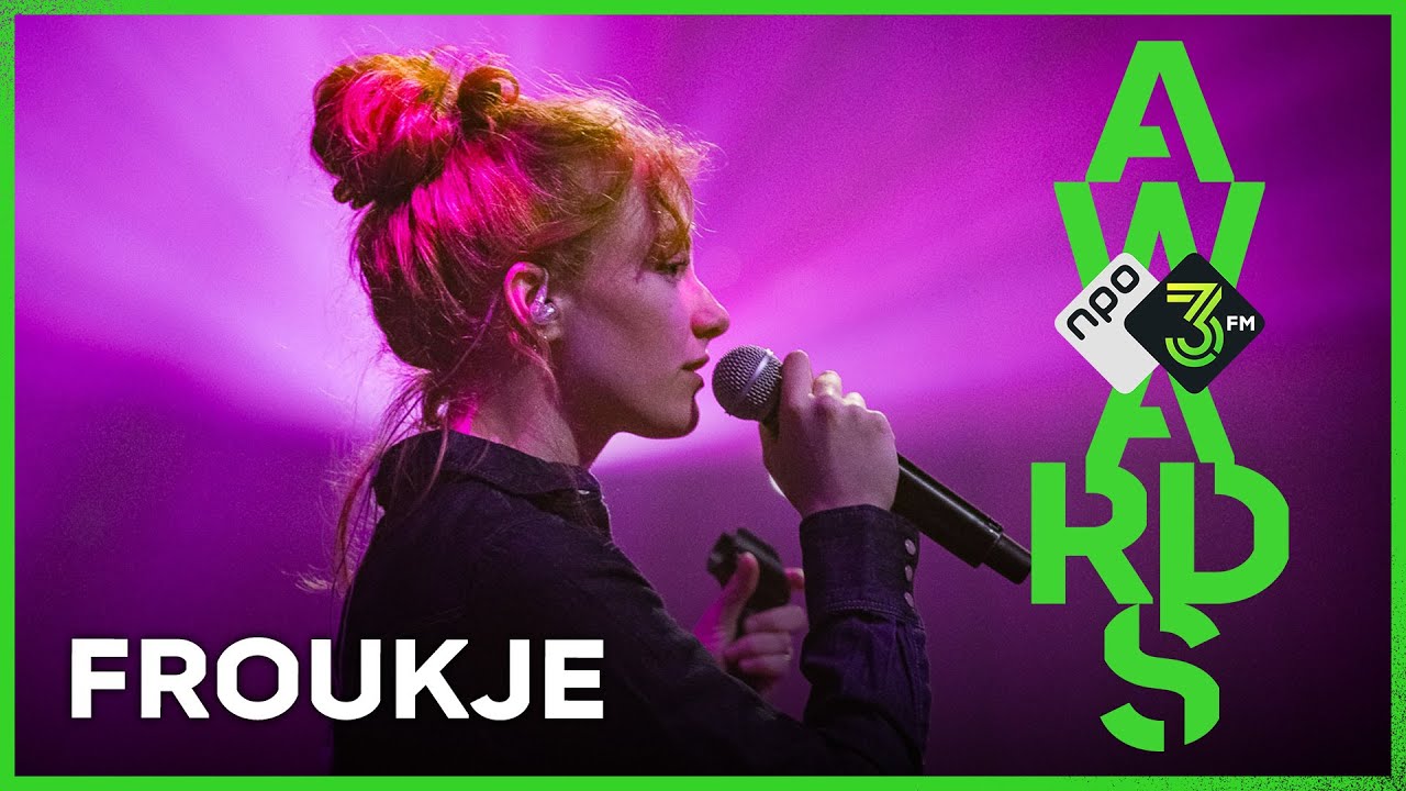Miniconcert Froukje met o.a. 'Onbezonnen' en 'Groter Dan Ik' | 3FM Awards 2021 | NPO 3FM
