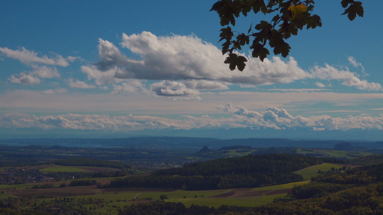 Panorama-Ausblick auf die Hegauberge