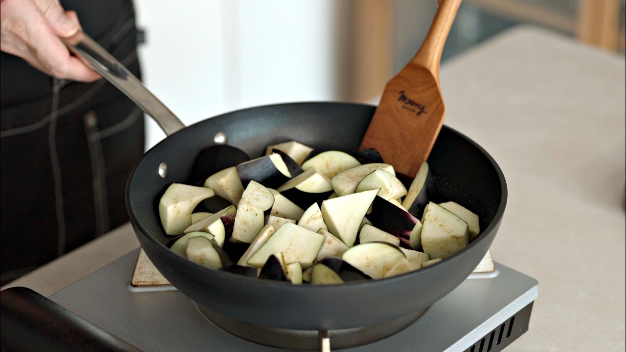 Готовьте баклажаны вот так, быстро и легко‼️ Это так вкусно, что хочется есть их каждый день 👍🏻