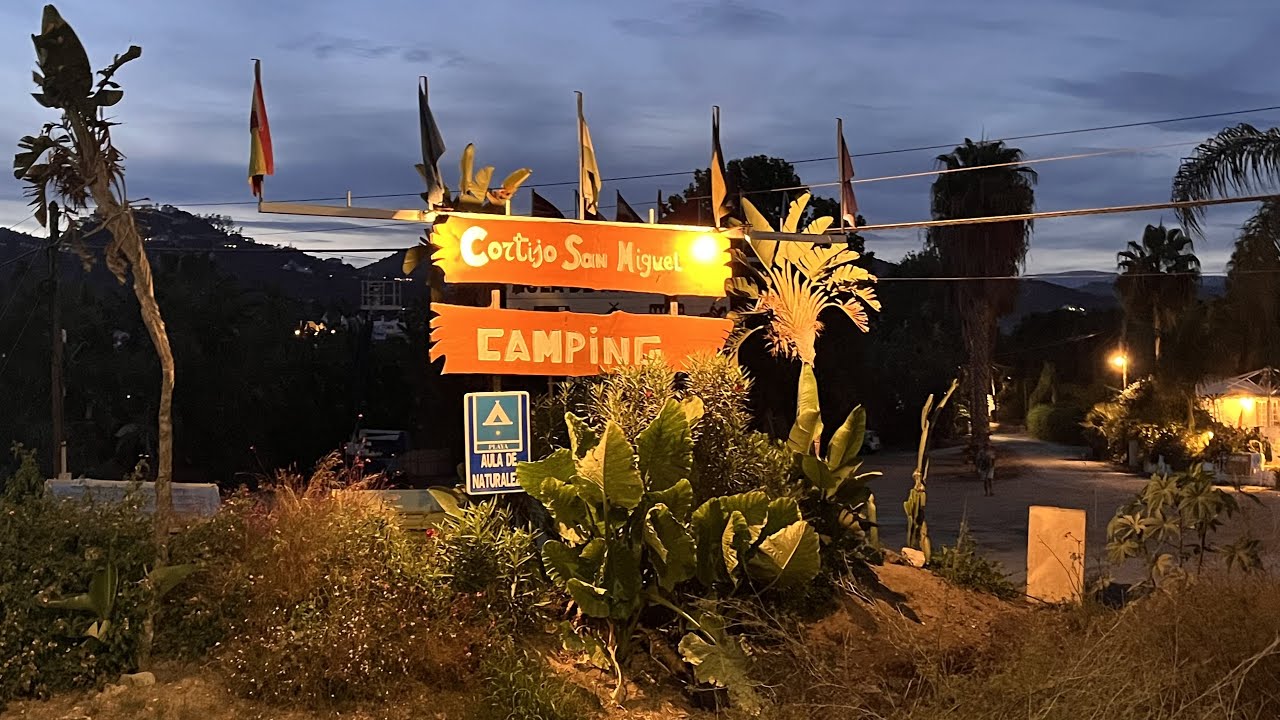 Välkommen till camping Cortijo san Miguel i Nerja! Vad gör vi här egentligen?!