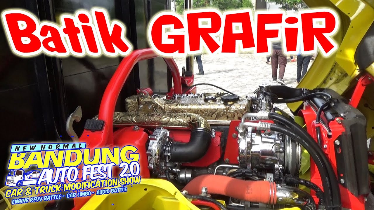 Ukiran grafir dan Chrome Mesin Truk Mitsubishi Canter