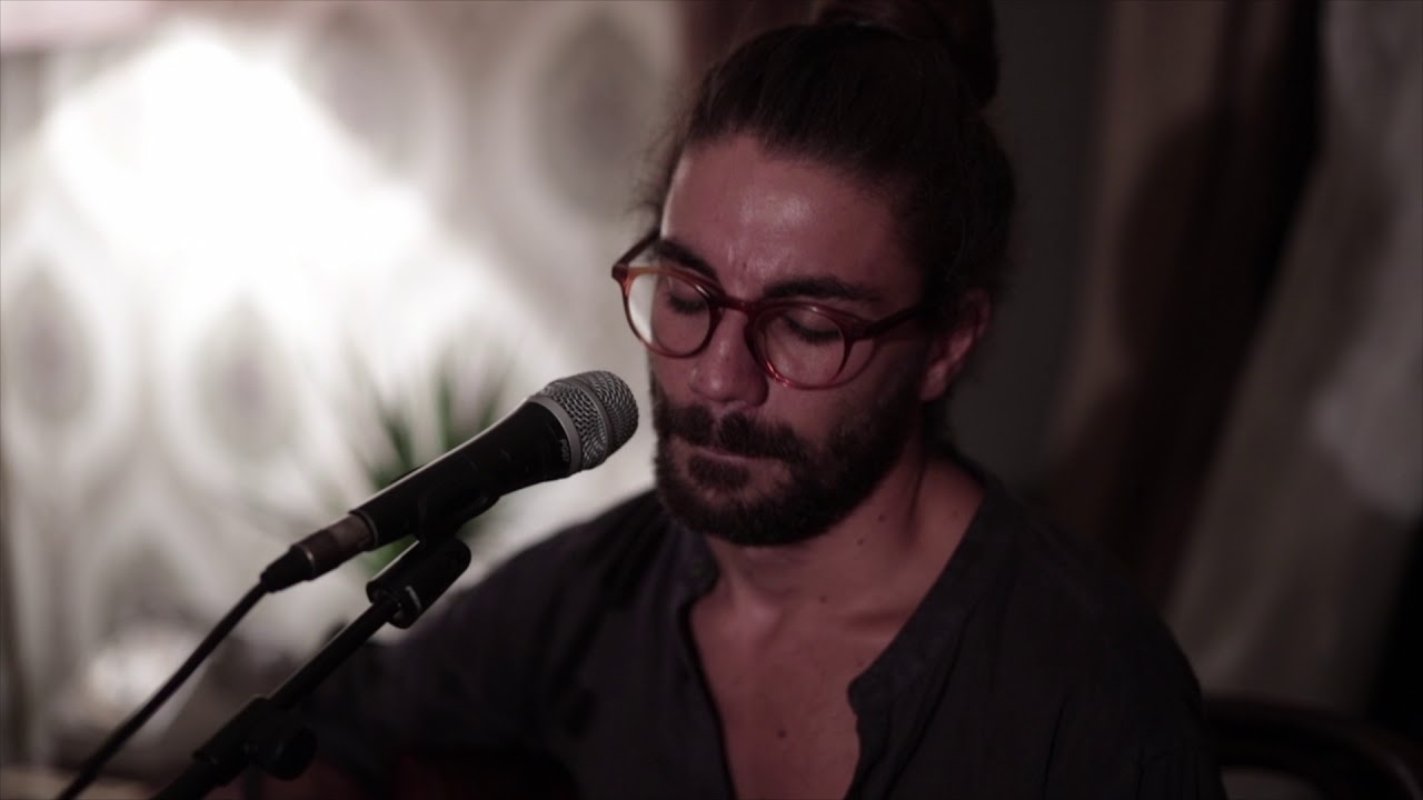 Alessio Bondì - in Funn'o mare - Vayu HouseConcerts - 10/9/2017