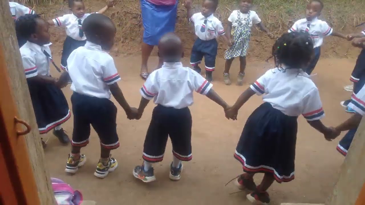 Biratangaje!!!mucyumweru kimwe bamaze batangiye bahise bamenya icyongereza