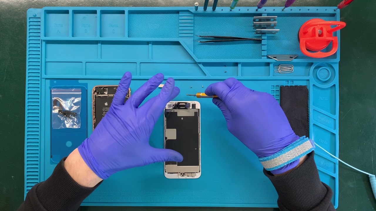 Wymiana przedniej kamery, czujnika zbliżeniowego iPhone 8  - iDared Serwis