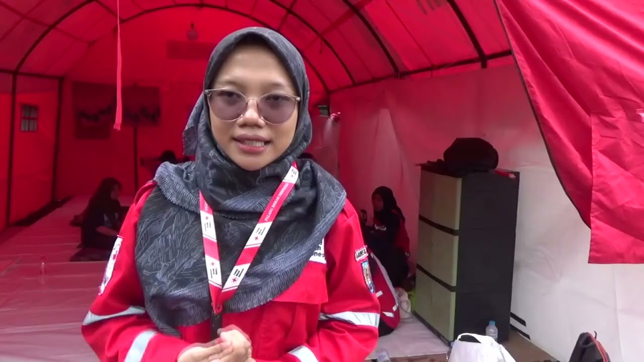 TINGGAL LAMA DI PENGUNGSIAN ANAK - ANAK KORBAN TANAH BERGERAK MENDAPATKAN TRAUMA HEALING