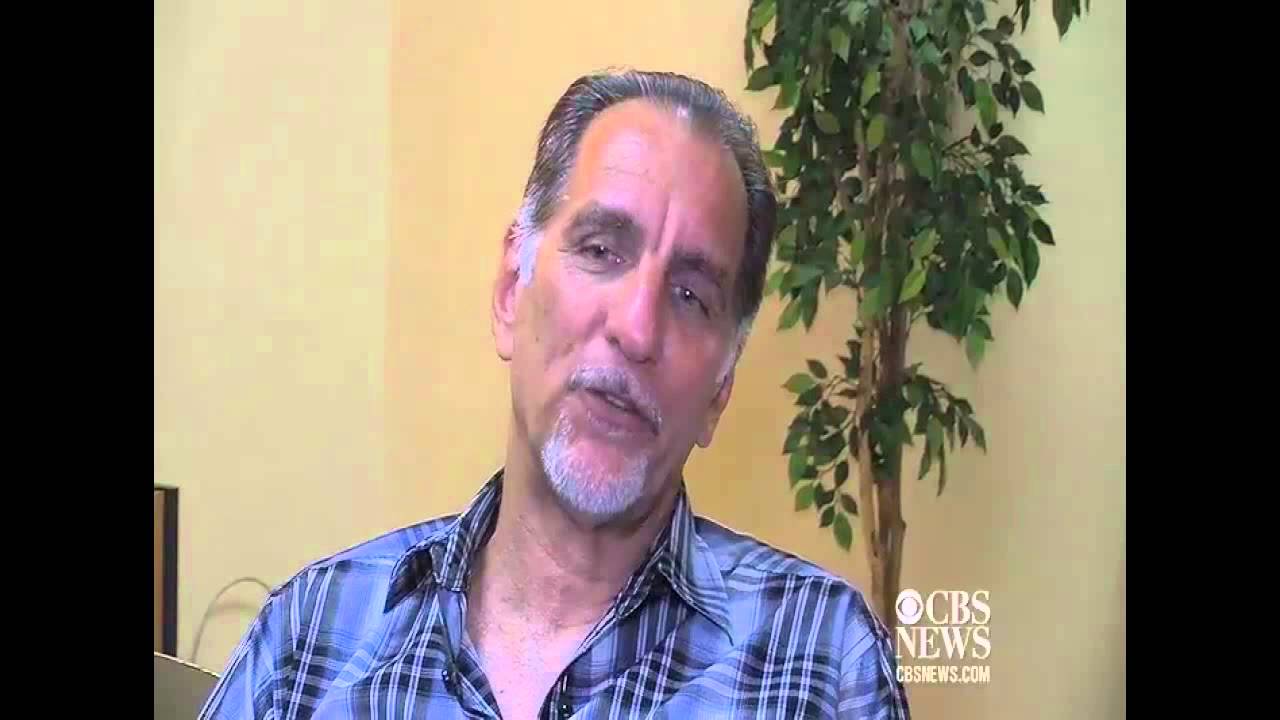 CBS News Exclusive: Cuban spy on renouncing U.S. citizenship