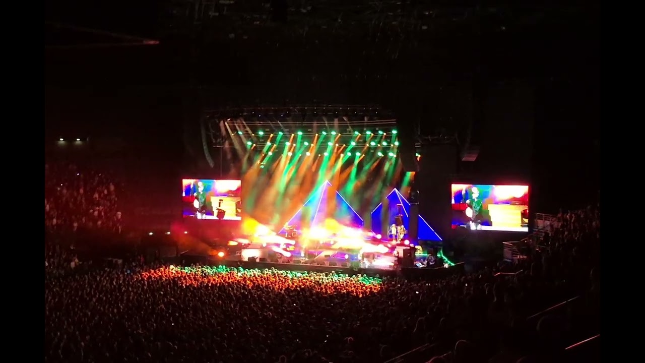 Jamiroquai - Rock Dust Light Star (reggae version) [Live @ Paris Accor Arena, 27/11/2025]