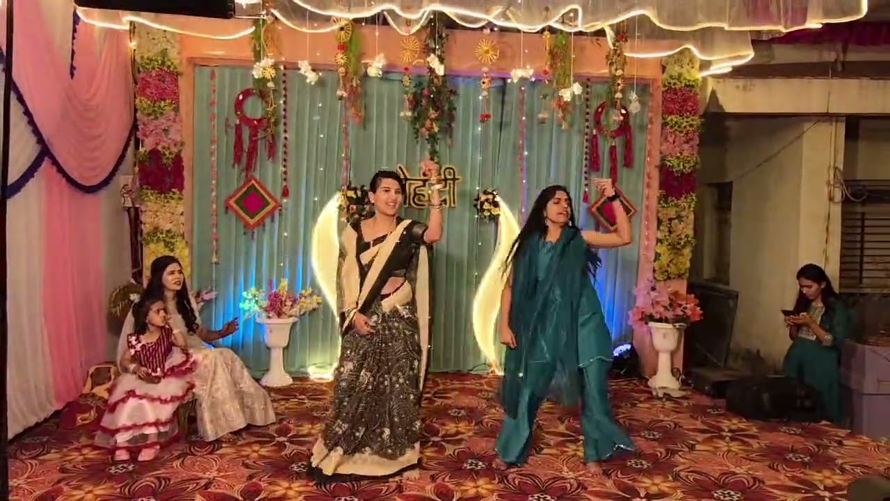 Mehndi dance