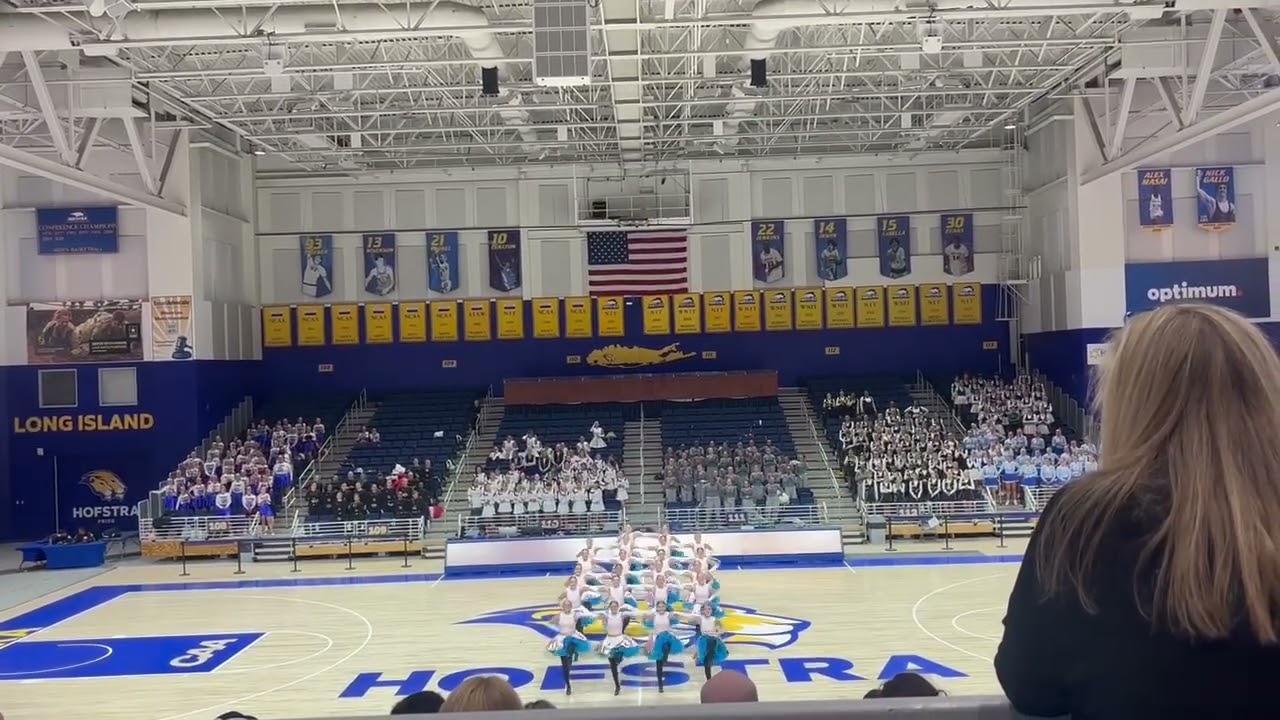 GOLD KICKLINE 2026