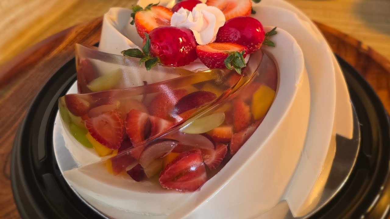 Gelatina sabor nuez con fruta