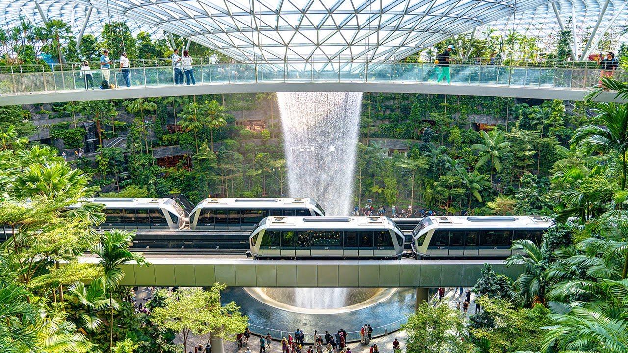 🇸🇬 One of the Best Airport In The World: Singapore Changi Airport | Walking Tour 4K HDR
