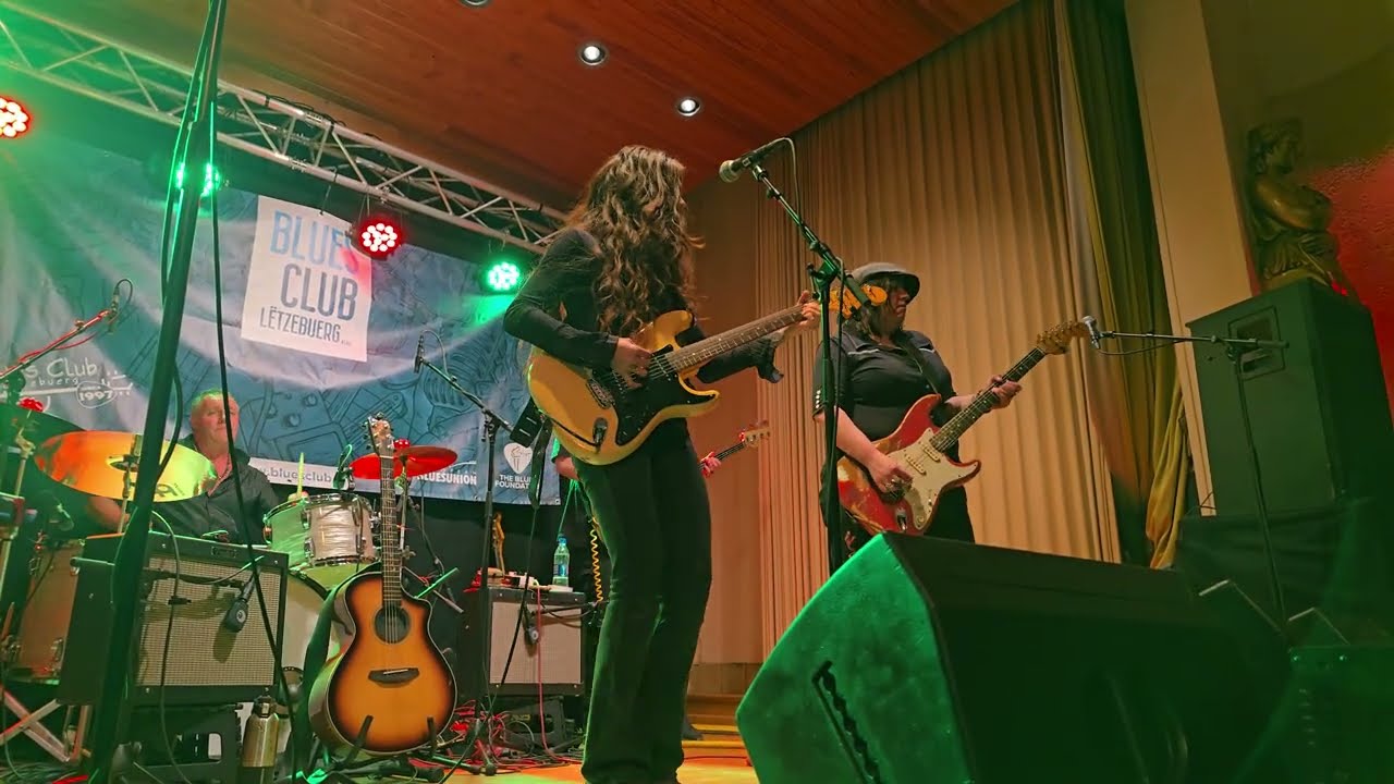 Elise Frank feat. Laura Chavez - How Did I - Blues Caravan 2026 live at Sang a Klang Luxembourg 