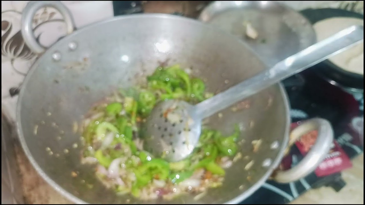 Aaj khane mein Maine banaya chicken chilli #long #glow