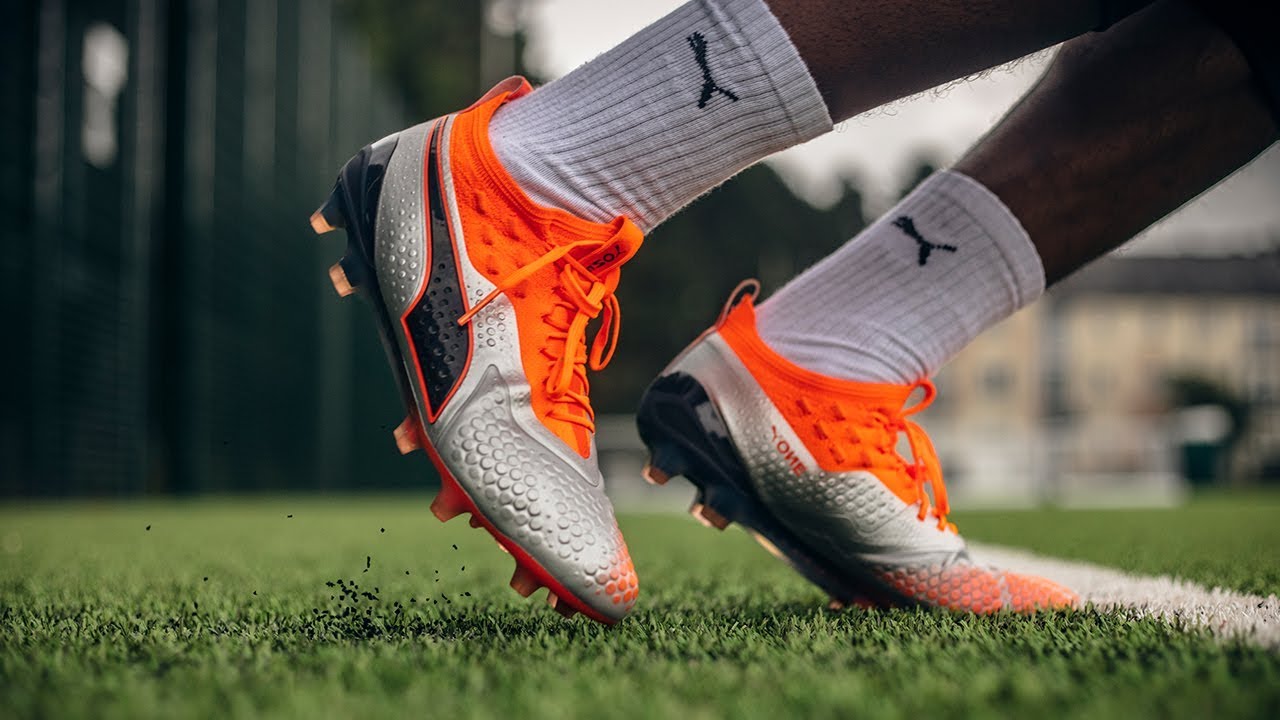 The Ultimate Strikers Boot! | The Uprising | Puma One | Play Test
