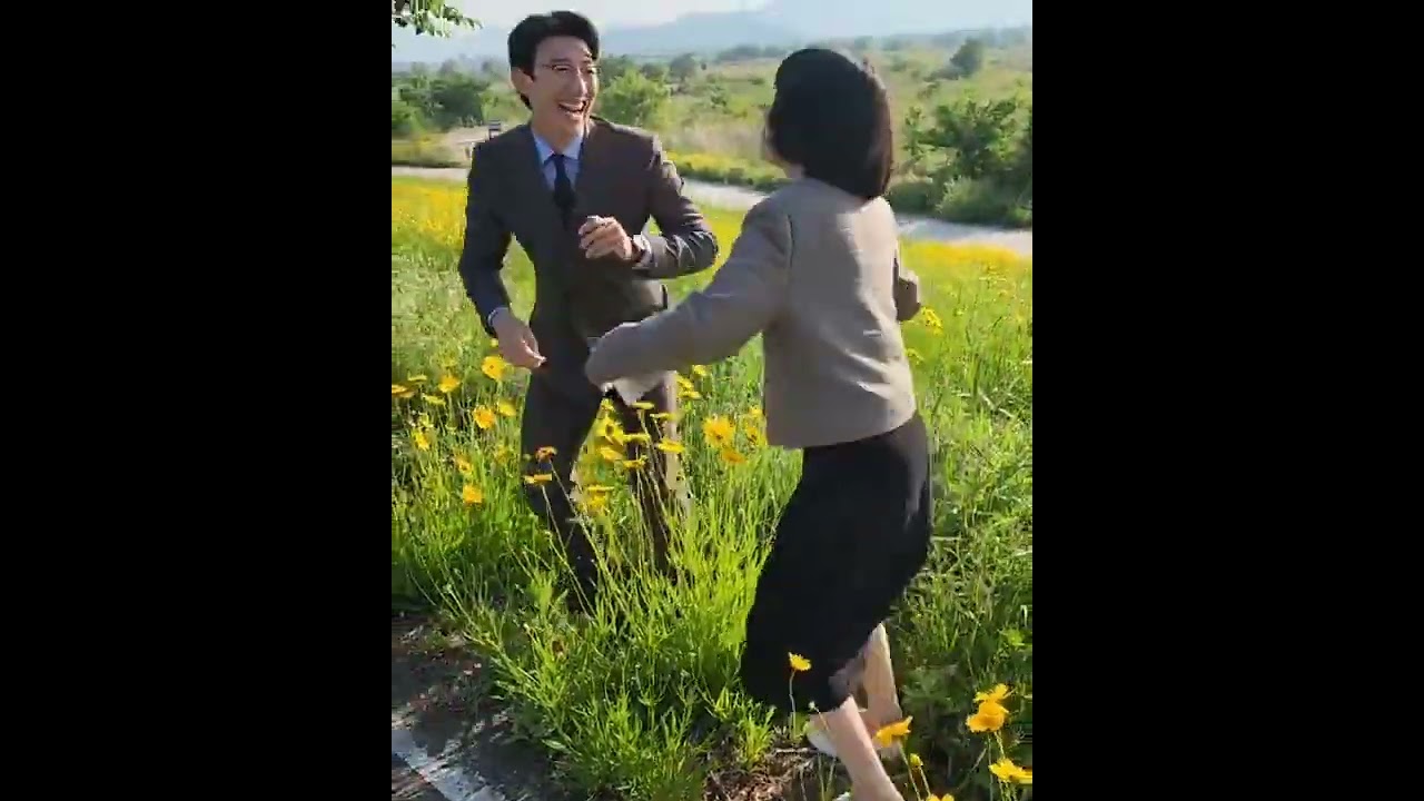 Park Eun Bin With KANG Ki Young Behind The Scene Extraordinary Attorney Woo ☺️☺️☺️🥰🥰🤭🤭