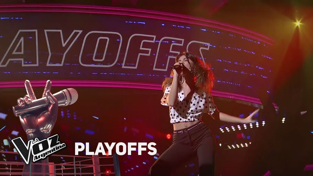 Playoff #TeamTini: Juliana canta 
