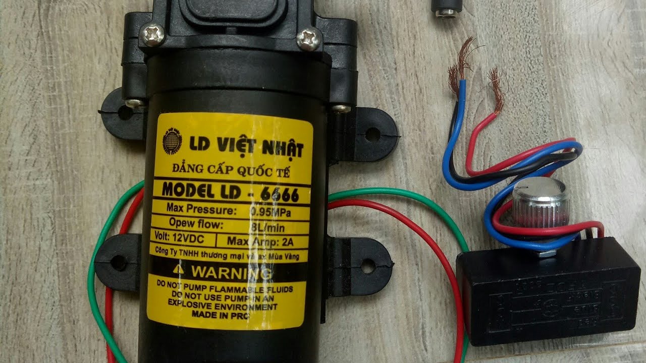 Máy bơm nước 12v việt nhật