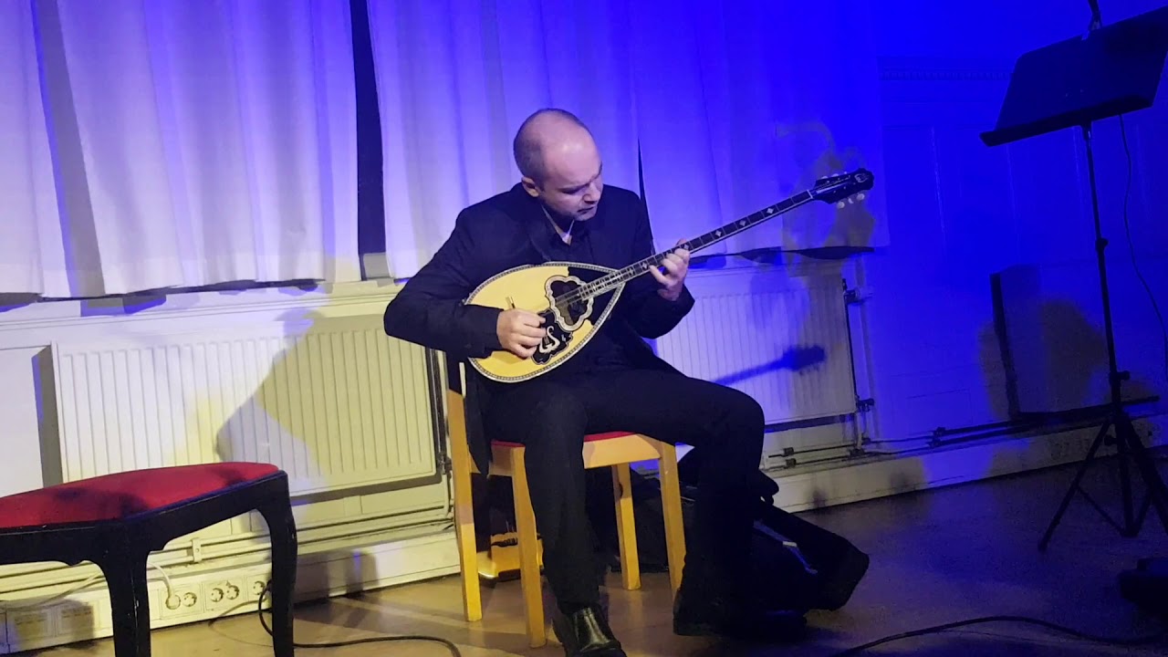 Fantasia bouzouki, by the master of the bouzouki George Prokopiou