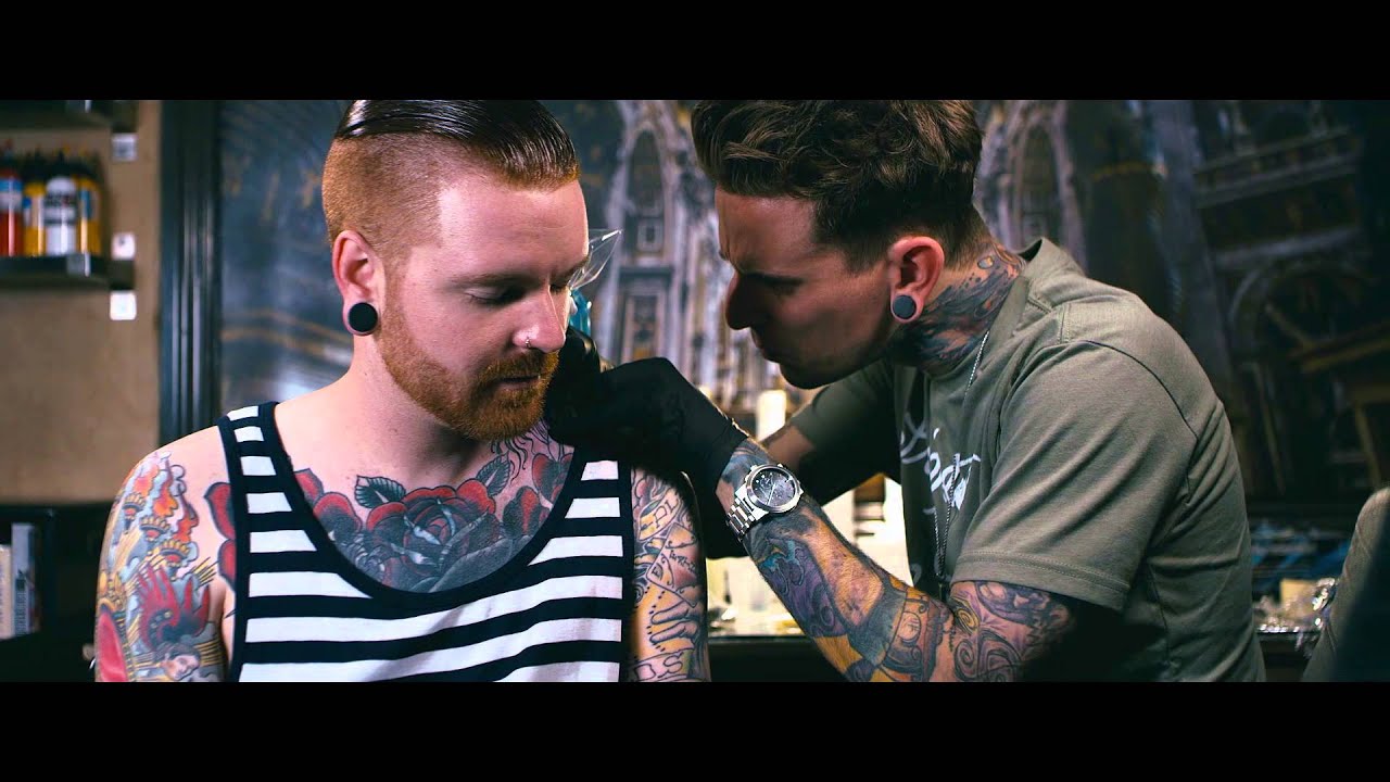 Backstage Ink | Matty Mullins of Memphis May Fire gets a Neck Tattoo by London Reese