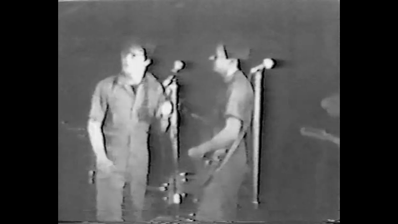 Devo - Live at The Crypt (March 1977; 59.94fps)