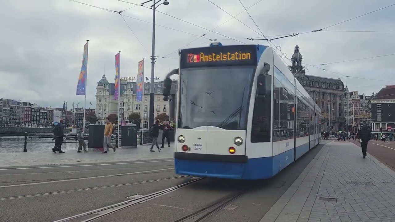 Tranvías por las calles de Ámsterdam,  Países Bajos